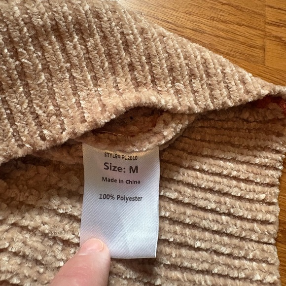 Pink Lily Color-Block Knit Sweater - Picture 5 of 9